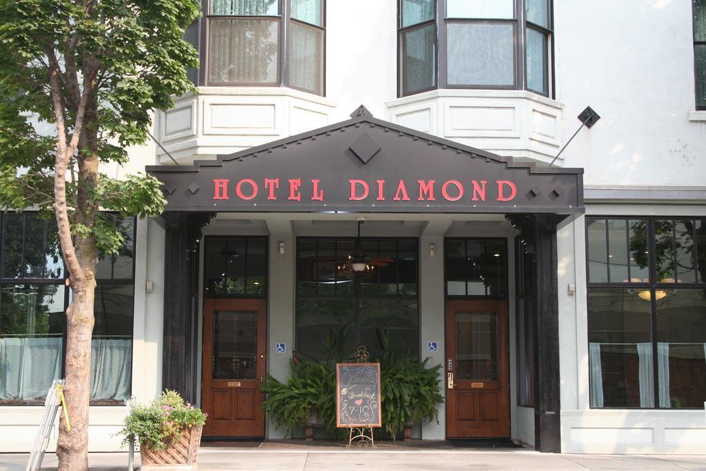 Hotel Diamond Чико Экстерьер фото